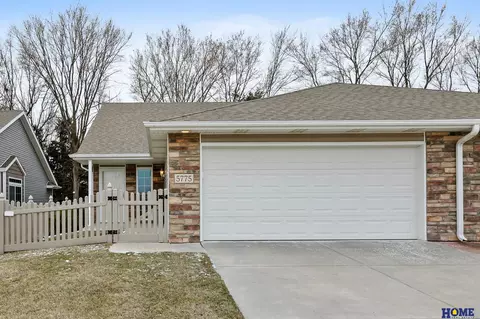 5775 Brendon Ln, Lincoln, NE 68516