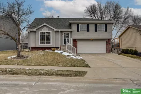 15106 Spencer St, Omaha, NE 68116