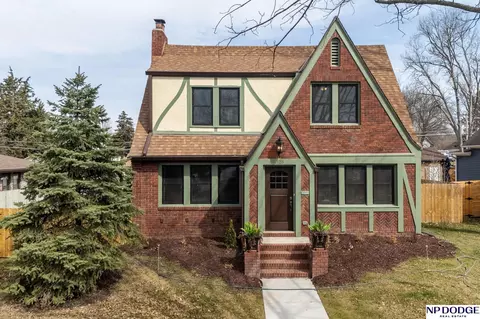 5128 Leighton Ave, Lincoln, NE 68504