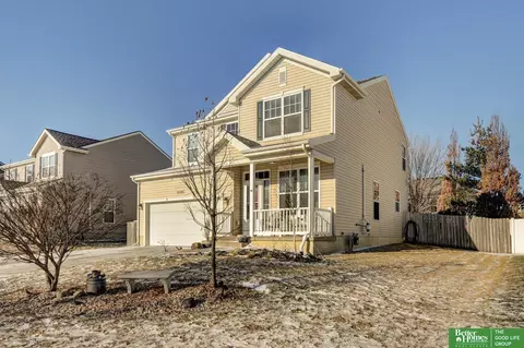 2408 S Mineral Dr, Papillion, NE 68046