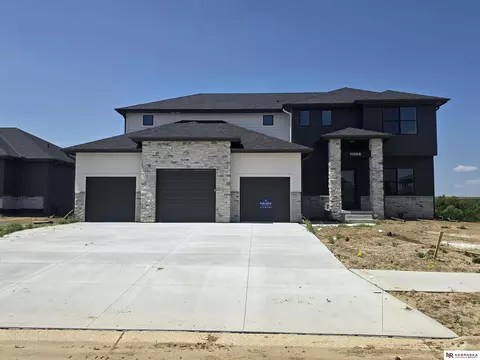 11008 N 172 St, Bennington, NE 68007