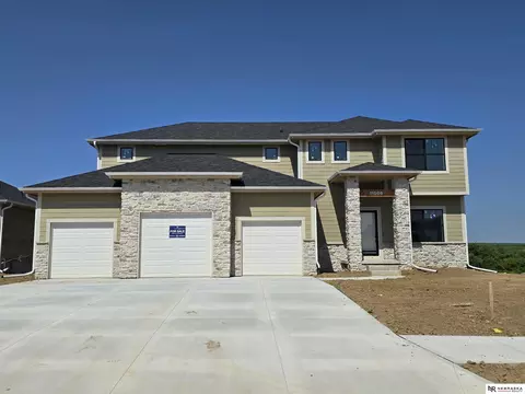 11008 N 172 St, Bennington, NE 68007