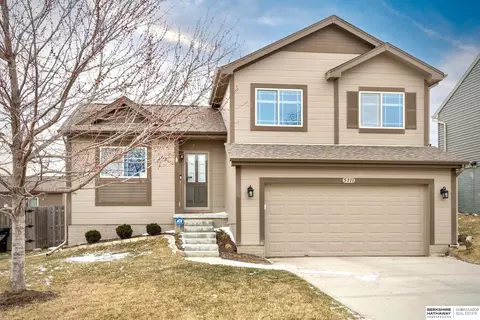 5311 S 195th St, Omaha, NE 68135
