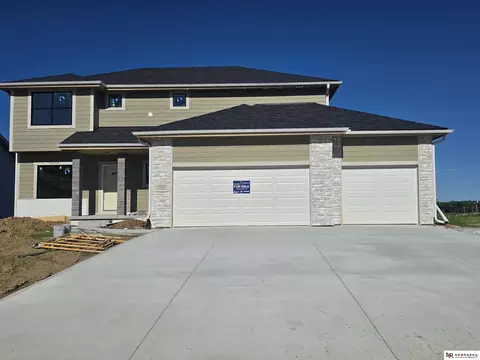 11003 N 159 Ave, Bennington, NE 68007