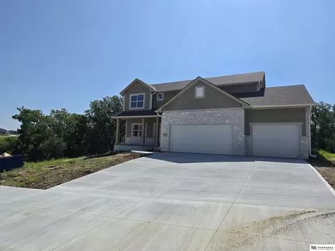 10959 N 173 St, Bennington, NE 68007