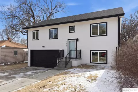911 N 50th Ave, Omaha, NE 68132