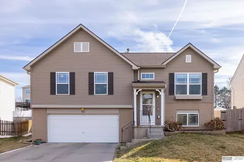 5463 S 194th Ave, Omaha, NE 68135