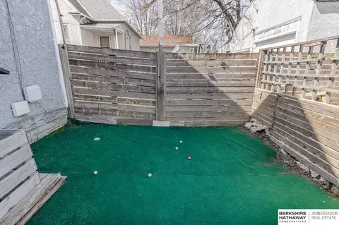 Exterior - 4226 Patrick Ave, Omaha, NE 68111 photo 4 of 9