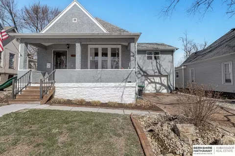 4226 Patrick Ave, Omaha, NE 68111
