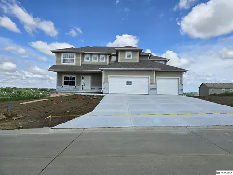 11103 N 161 Ave, Bennington, NE 68007