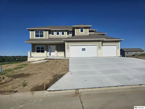 11103 N 161 Ave, Bennington, NE 68007