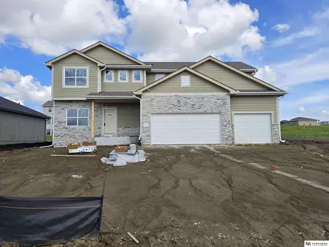 11209 N 173 St, Bennington, NE 68007