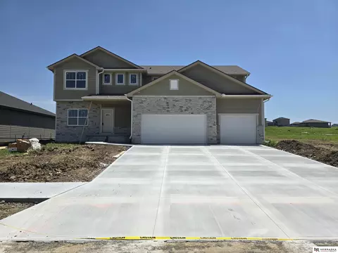 11209 N 173 St, Bennington, NE 68007