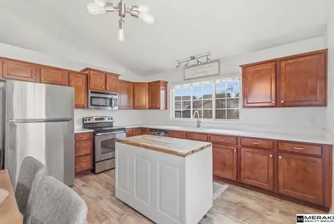Kitchen - 14210 Vane St, Omaha, NE 68142 photo 3 of 3