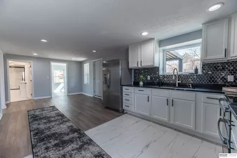4251 D St, Omaha, NE 68107