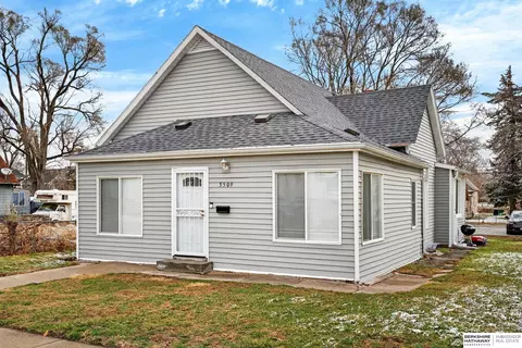 3509 N 29th St, Omaha, NE 68111