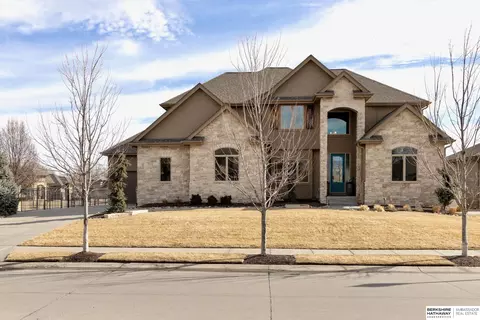 1425 N 191st Ave, Elkhorn, NE 68022