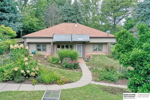 604 G St, Eagle, NE 68347