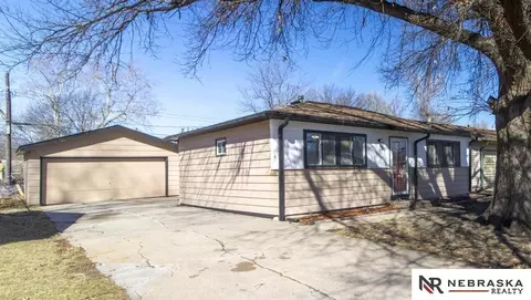1331 N 54th St, Lincoln, NE 68504