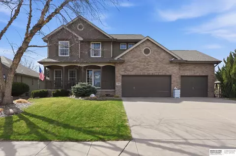 3954 S 182nd St, Omaha, NE 68130