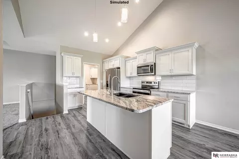 217 Deep Water Dr, Lincoln, NE 68527