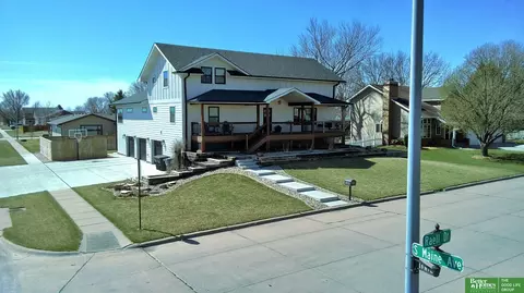 1622 Raell Dr, York, NE 68467
