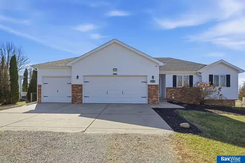 20135 S Stable Dr, Eagle, NE 68347