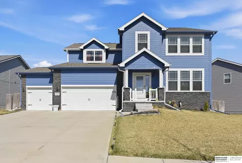 7707 N 173 St, Bennington, NE 68007