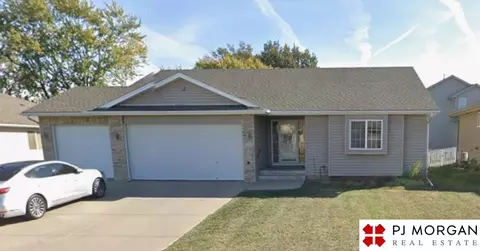 9203 S 17th St, Bellevue, NE 68147