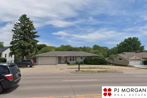 1863 S 90th St, Omaha, NE 68124