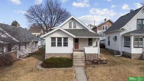 3079 S 34th St, Omaha, NE 68105