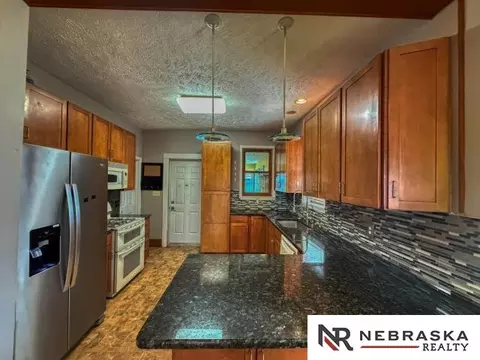 4140 V St, Omaha, NE 68107