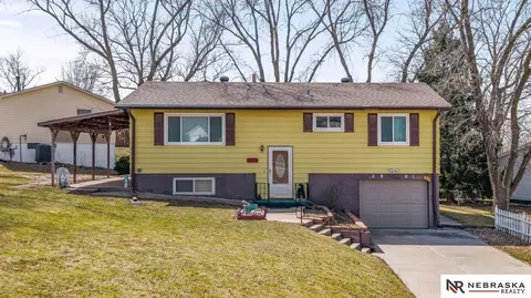 2801 Lloyd St, Bellevue, NE 68005