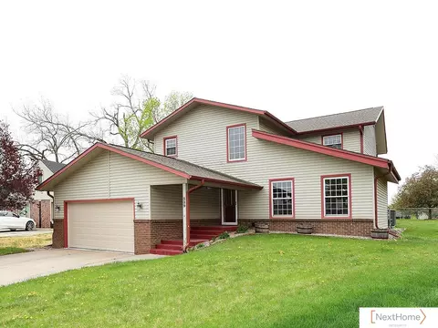 539 W Keating Cir, Lincoln, NE 68521
