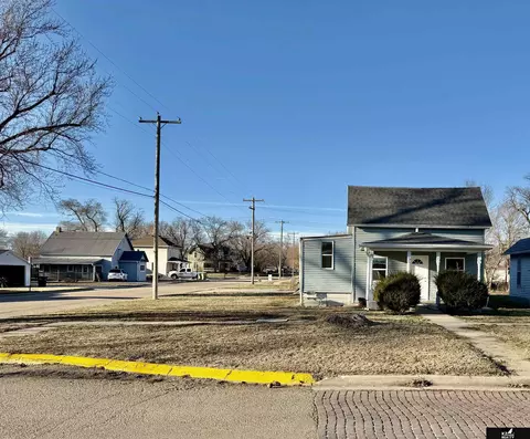 556 W 5th St, York, NE 68467