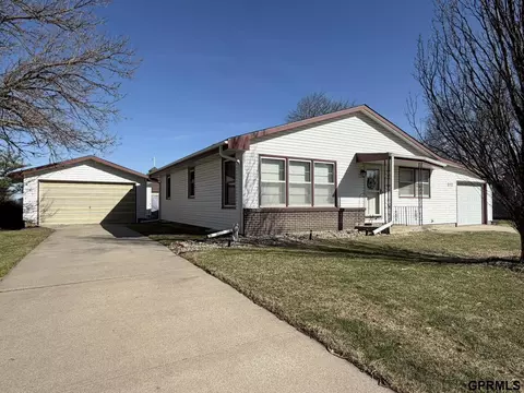 512 N Harris St, Wilber, NE 68465