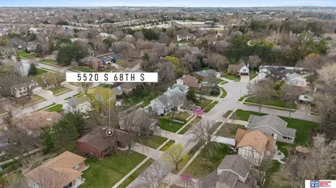 5520 S 68th St, Lincoln, NE 68516
