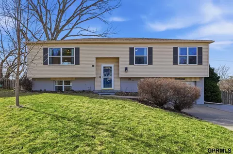 19035 Benton Blvd, Elkhorn, NE 68022
