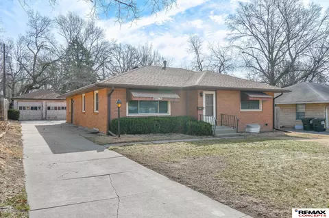 1810 S 48th St, Lincoln, NE 68506