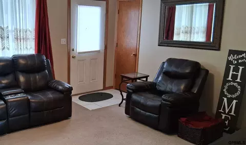 1403 Wright St, Blair, NE 68008 photo 2