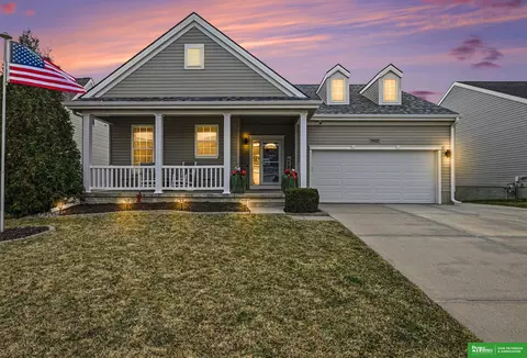 7932 N 152nd Ave, Bennington, NE 68007