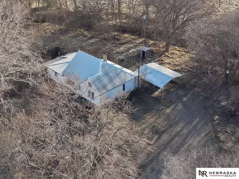 565 Arizona Ave, Crete, NE 68333