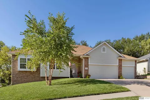 11910 N 161st Ave, Bennington, NE 68007