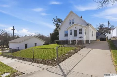 3705 Martha St, Omaha, NE 68105