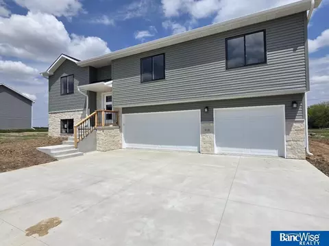 918 W Avondale St, Lincoln, NE 68523