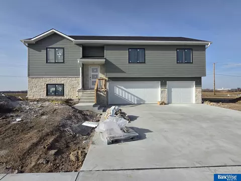 918 W Avondale St, Lincoln, NE 68523
