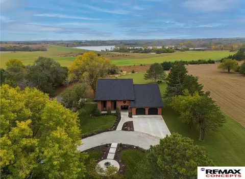 4701 W Deercrest Dr, Denton, NE 68339