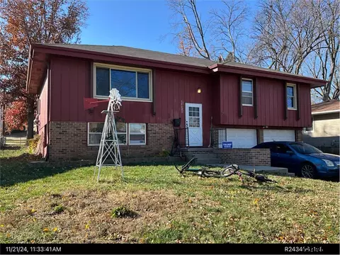 14121 Karl St, Omaha, NE 68137