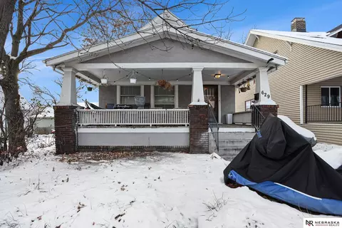 629 S 27th St, Lincoln, NE 68510