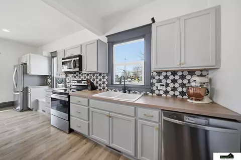 Kitchen - 800 Scott St, Beatrice, NE 68310 photo 3 of 3